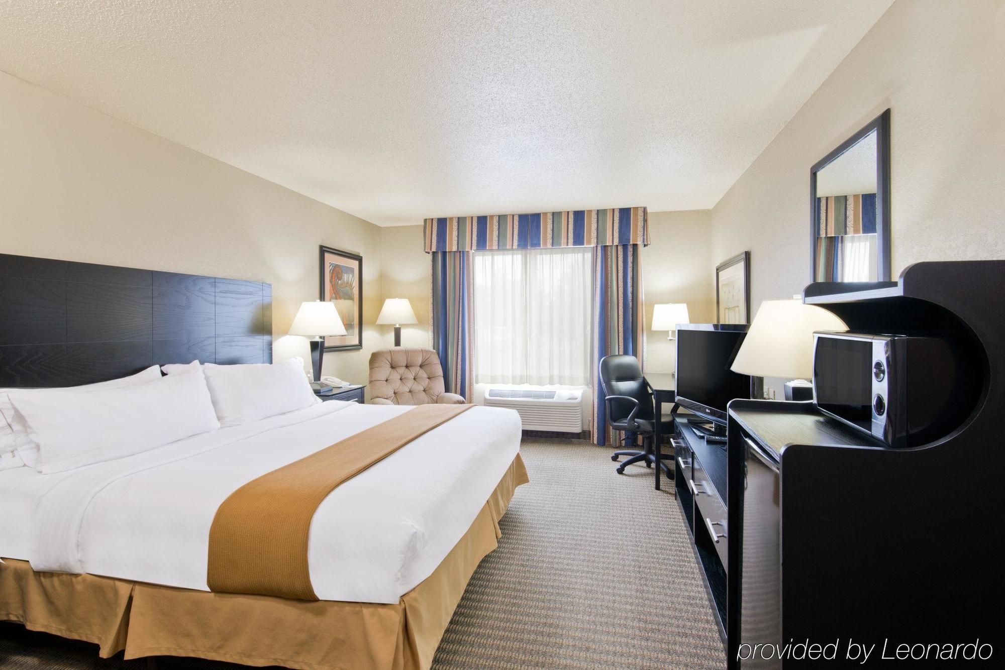 Holiday Inn Express & Suites North Platte, An Ihg Hotel מראה חיצוני תמונה